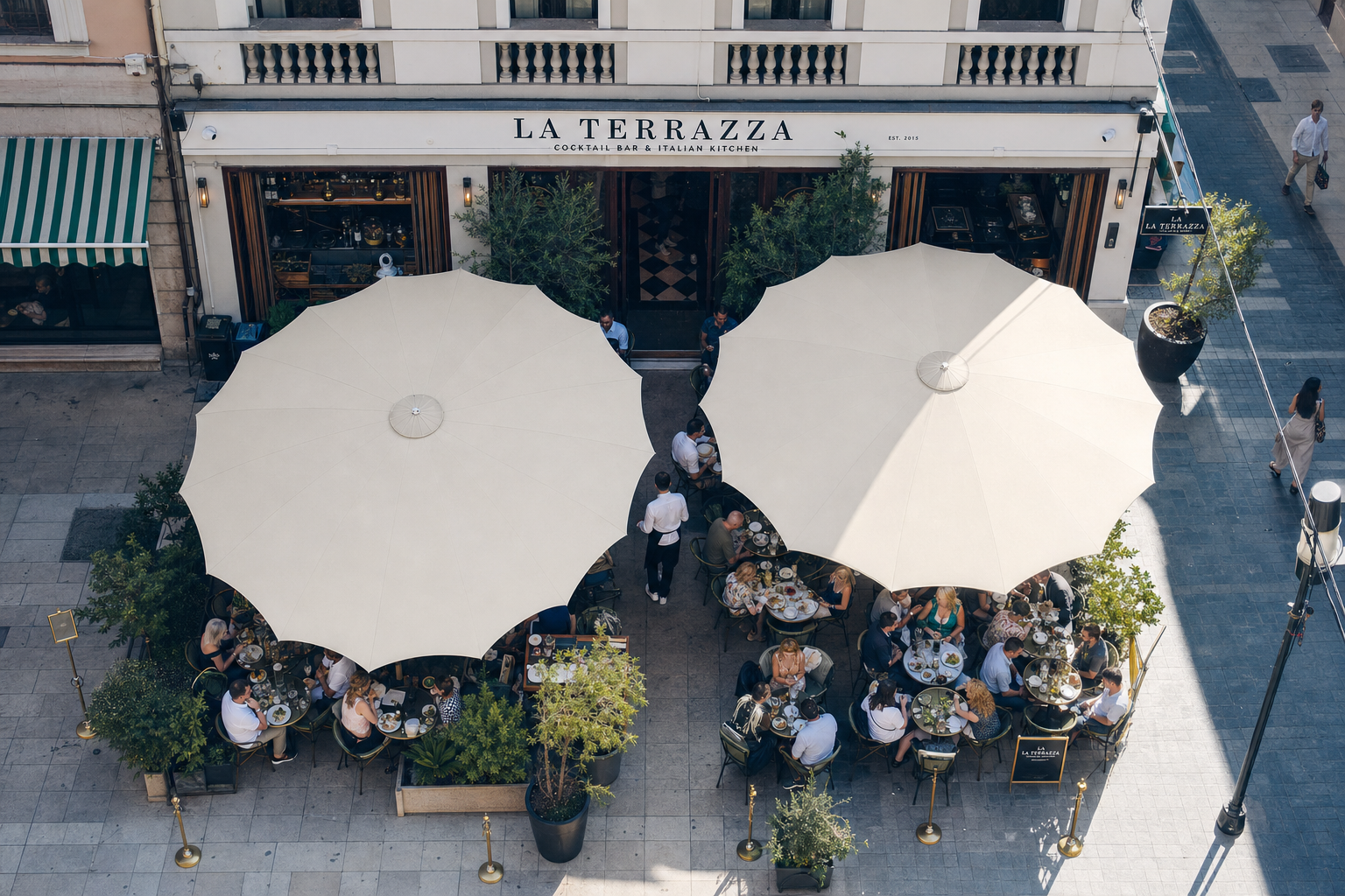 Horeca parasol opstelling terras